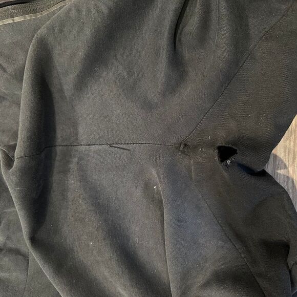 Nike tech fleece black joggers-tracksuits - Picture 4 of 4